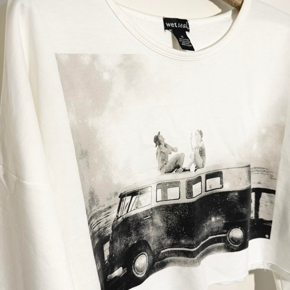 Y2K Wet Seal Volkswagen VW Bus crop Long Sleeve b&W Graphic print tee medium - Picture 2 of 8
